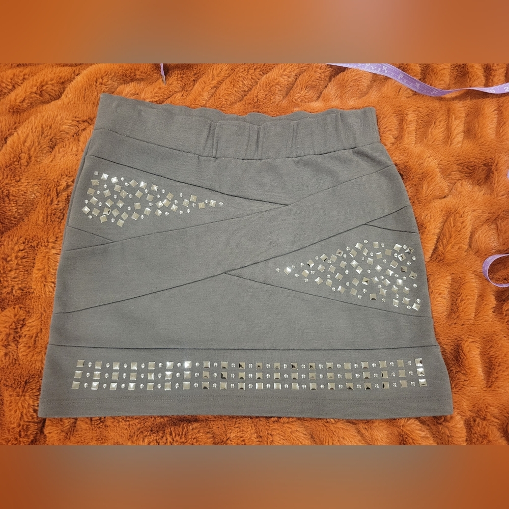 Love Tease Gray Studded Skirt